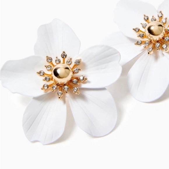 Lilly Pulitzer White and‎ Gold Orchid Earrings NWT - Picture 7 of 8